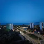 Cozy Sea View & Parking Διαμέρισμα