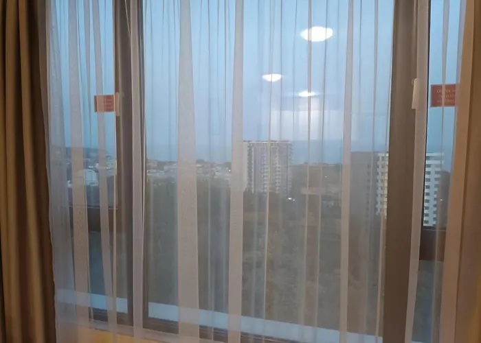 Cozy Sea View & Parking Varna