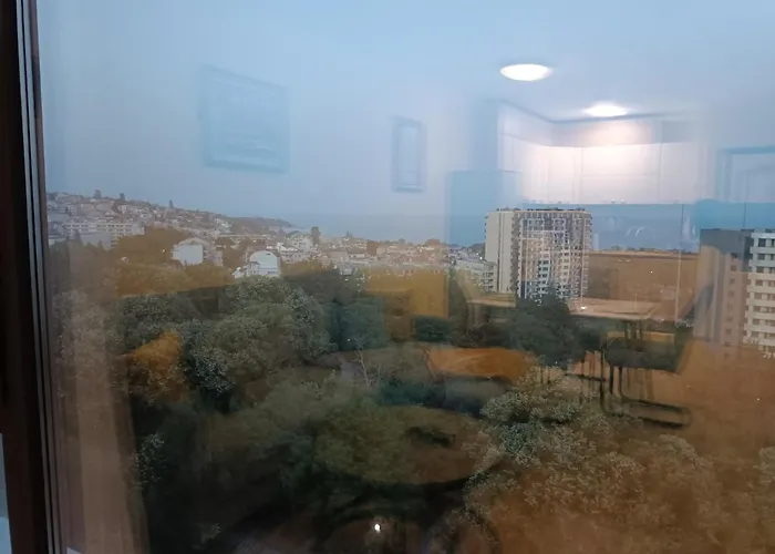 Cozy Sea View & Parking * Varna