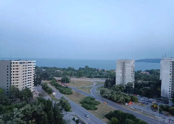 Cozy Sea View & Parking *