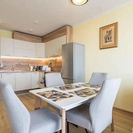 Cozy Sea View & Parking Апартаменты *