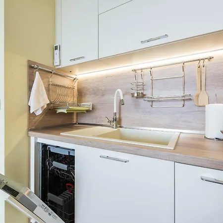 Апартаменты Cozy Sea View & Parking *