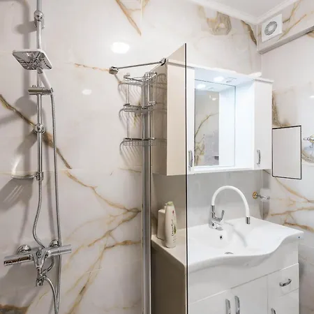 Cozy Sea View & Parking Апартаменты *