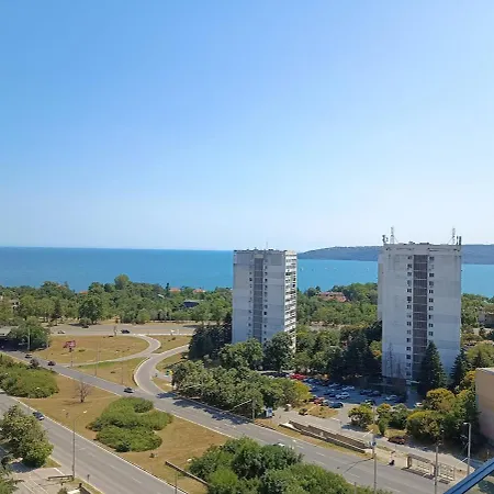 Апартаменты Cozy Sea View & Parking Варна