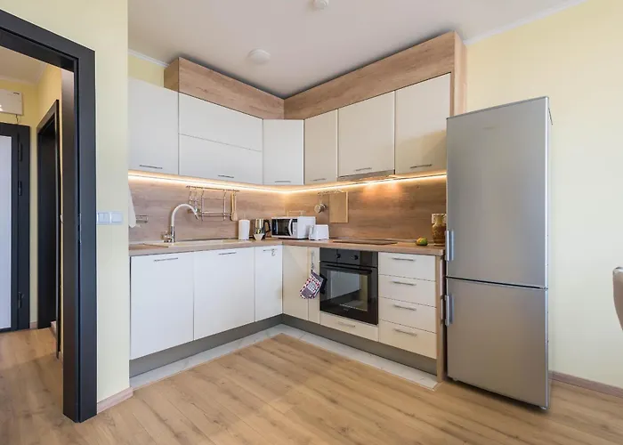 Cozy Sea View & Parking * Varna