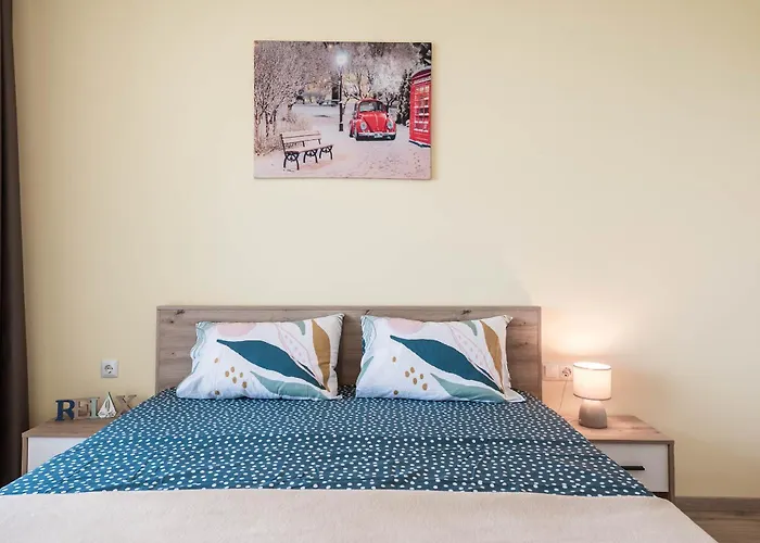 Cozy Sea View & Parking Apartment